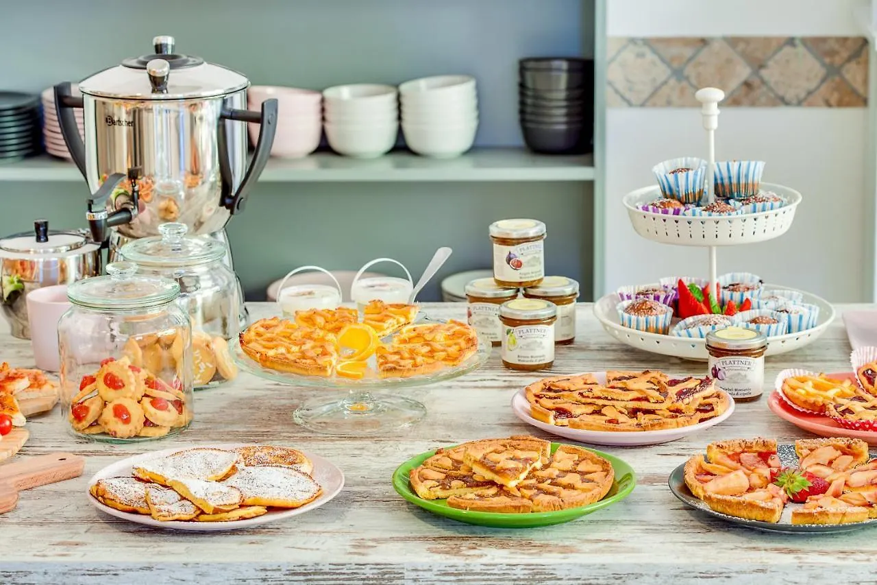 Mare Home Brunch&Beauty - Adults Only Чезенатико Отель