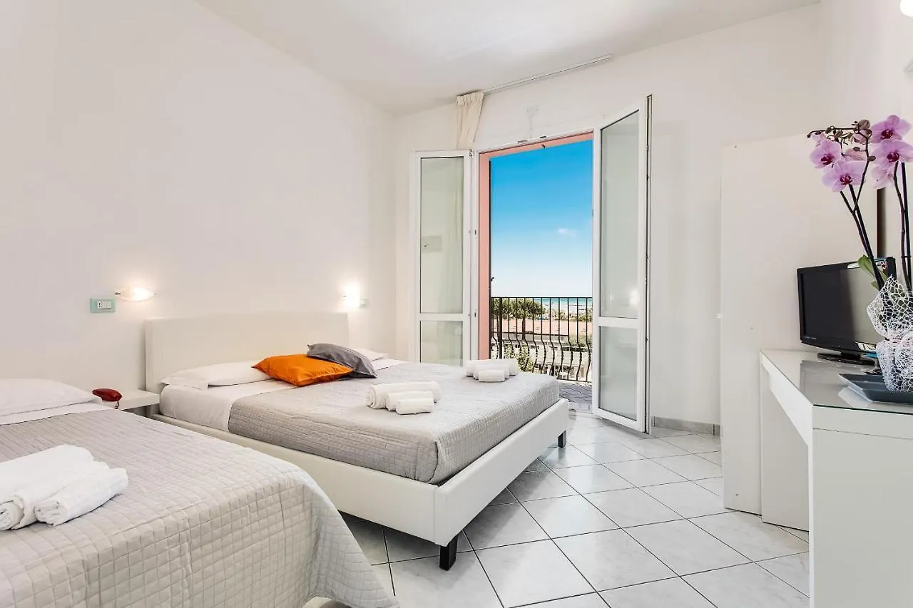 Mare Home Brunch&Beauty - Adults Only Cesenatico 3*,